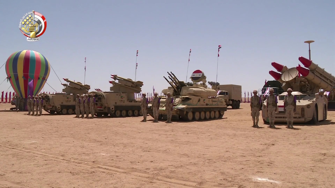 (43082) ‫القوات المسلحة تحتفل بتسليم وتسلم قيادة الجيش الثانى الميدانى‬ - YouTube[(002179)2017...JPG